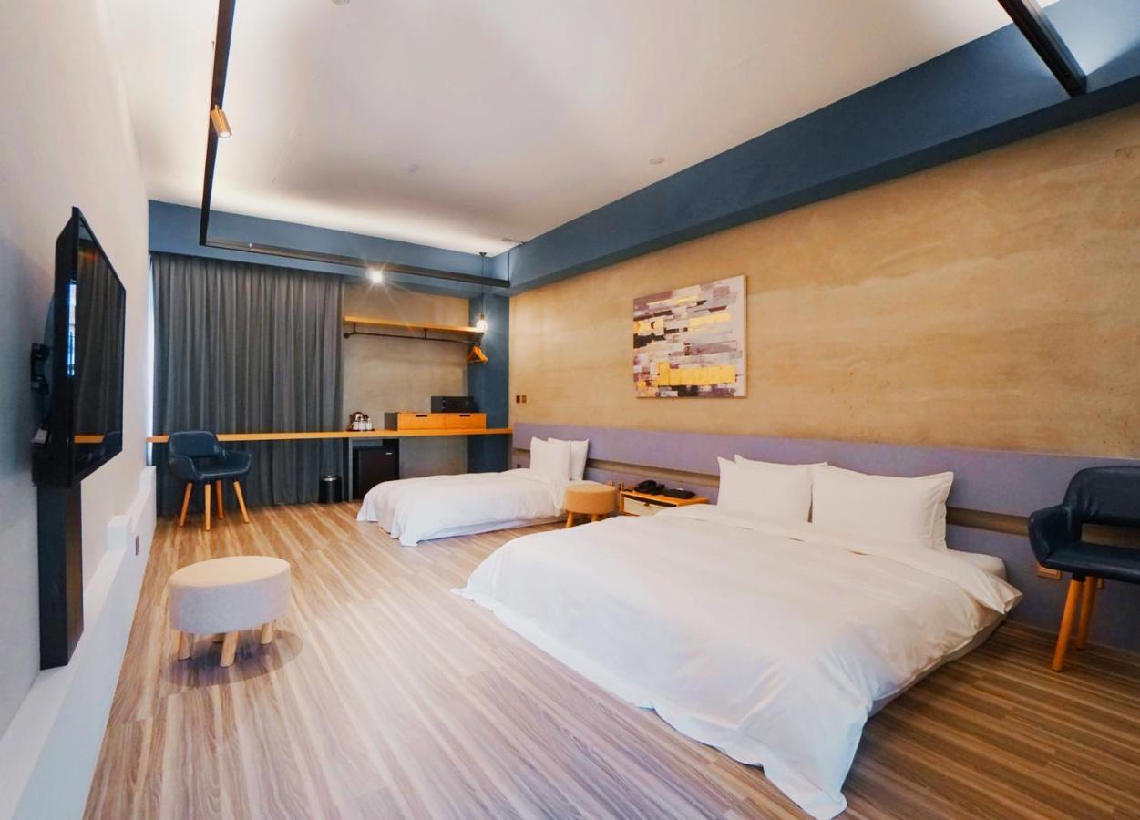 Thinker Hotel Yingge Exterior photo