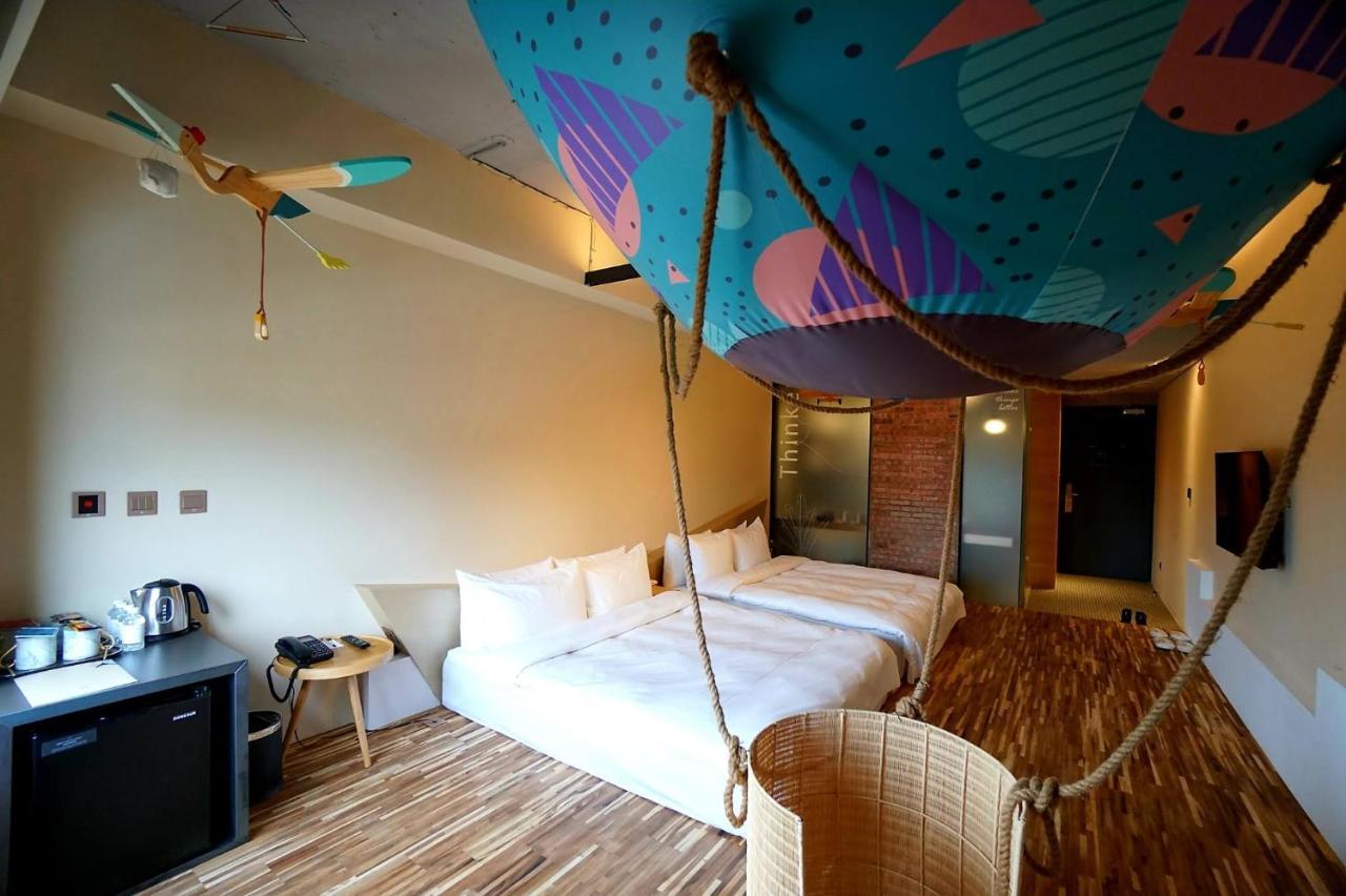 Thinker Hotel Yingge Exterior photo